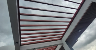 NHÔM KÍNH QUỐC TUẤN