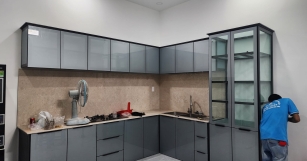 NHÔM KÍNH QUỐC TUẤN