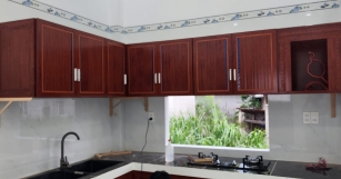 NHÔM KÍNH QUỐC TUẤN
